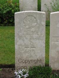 Etaples Military Cemetery - Moore, John James